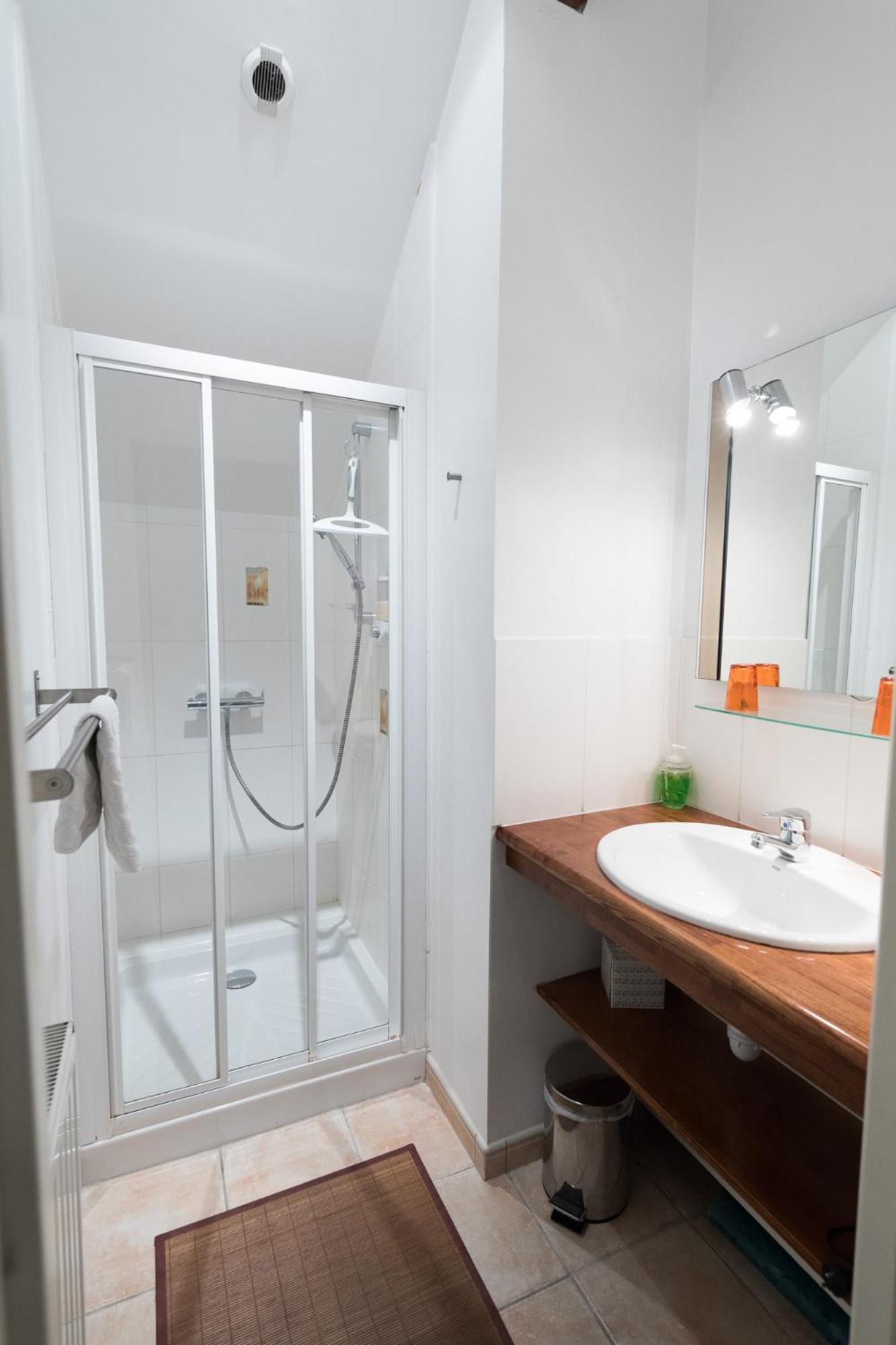 Rive Gauche - Chambres D'Hotes En Bord D'Authion Maze Room photo